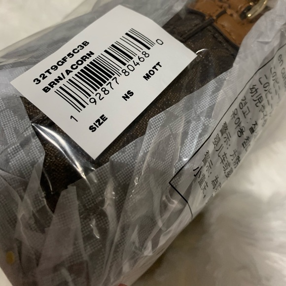 Michael Kors crossbody - Picture 6 of 6